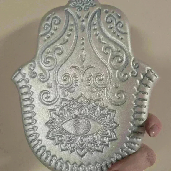 Hamsa  hand trinket tray - Picture 4 of 4